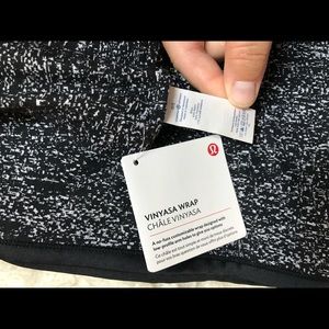 NWT Lululemon Vinyasa Wrap Scarf